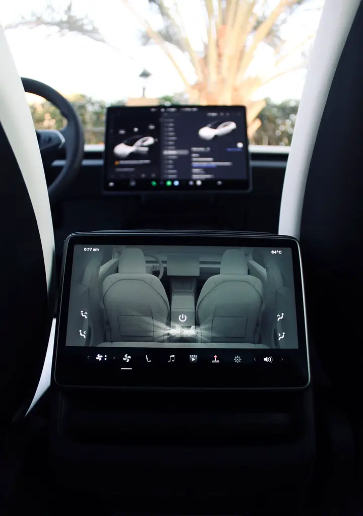 2025 Tesla Model 3 | Long Range AWD  | American Specs | - Image 17