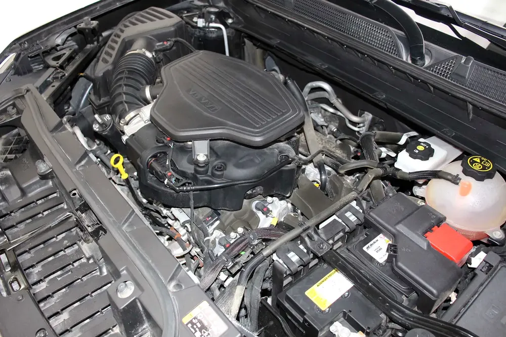 GMC Acadia SLE 2023 - GCC Specs - Image 10