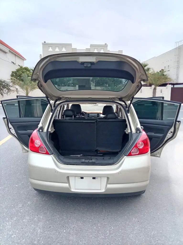 Nissan Tiida SL 2008 Japanese Specs - Excellent Condition - Image 8