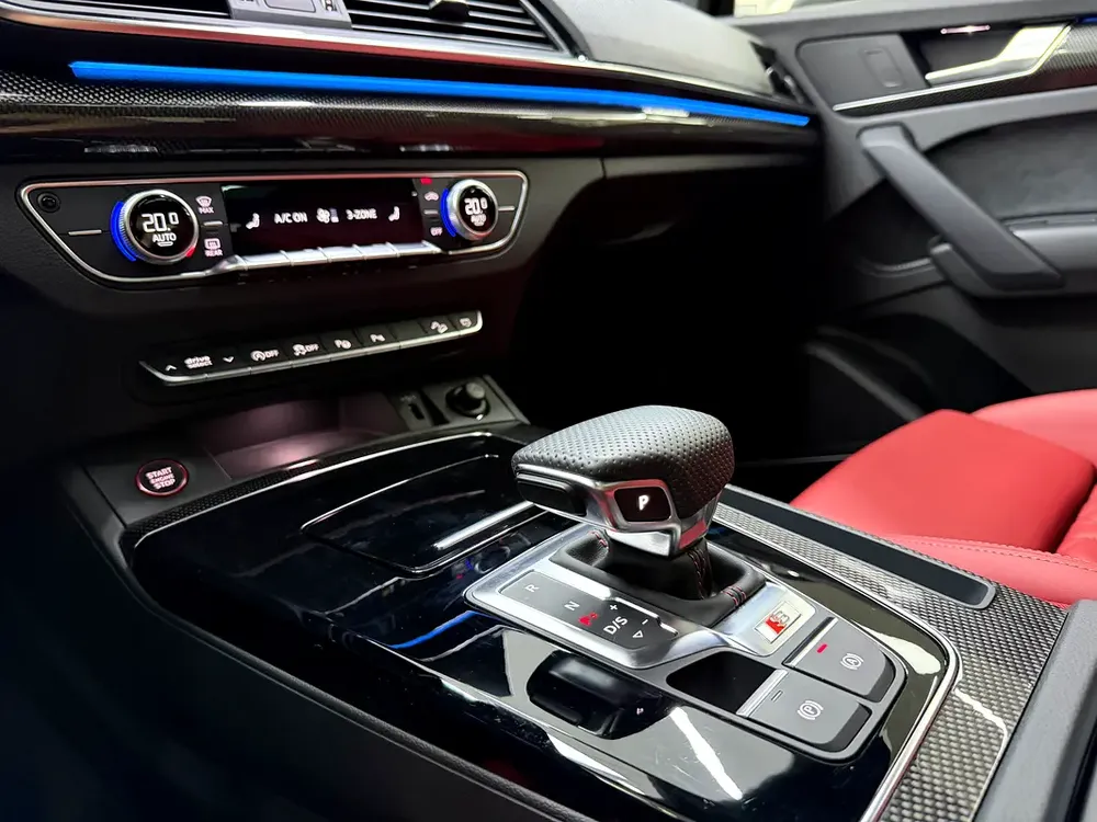 GCC .. FSH .. Warranty .. Service .. Low Milegea .. V6 .. SQ5 . - Image 16