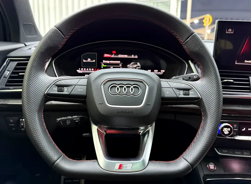 GCC .. FSH .. Warranty .. Service .. Low Milegea .. V6 .. SQ5 . - Image 19