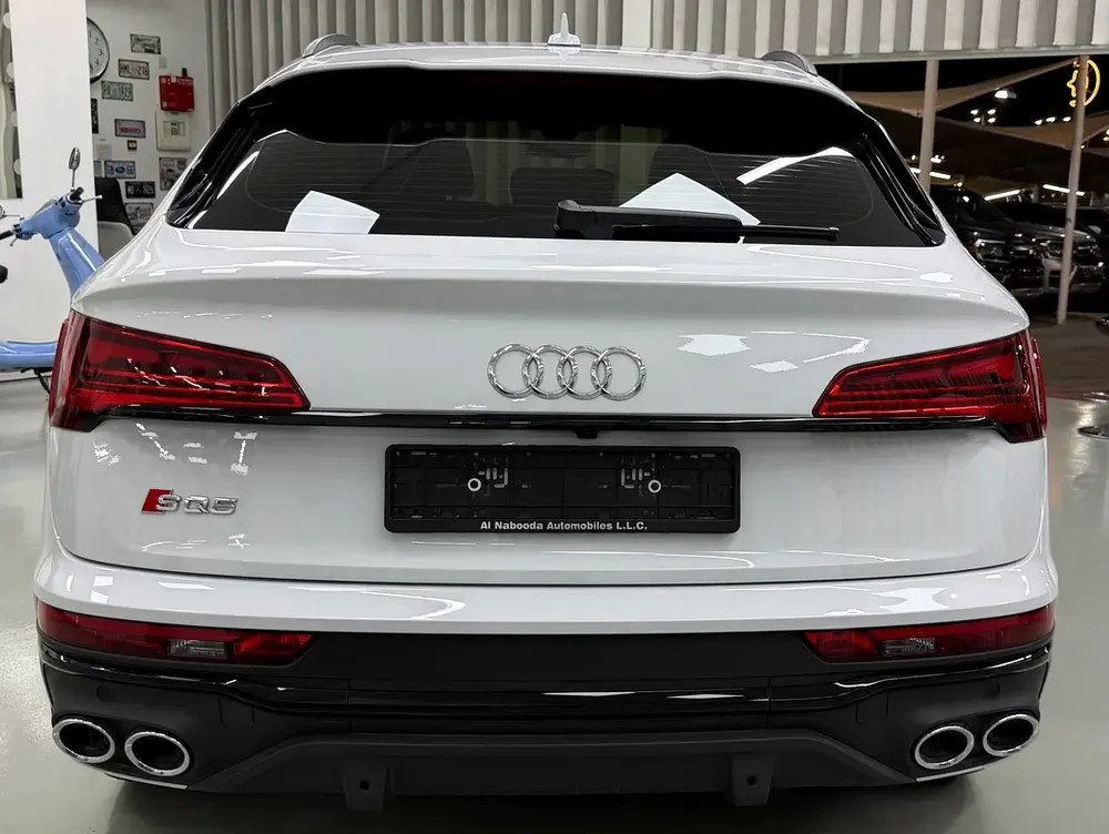 GCC .. FSH .. Warranty .. Service .. Low Milegea .. V6 .. SQ5 . - Image 6