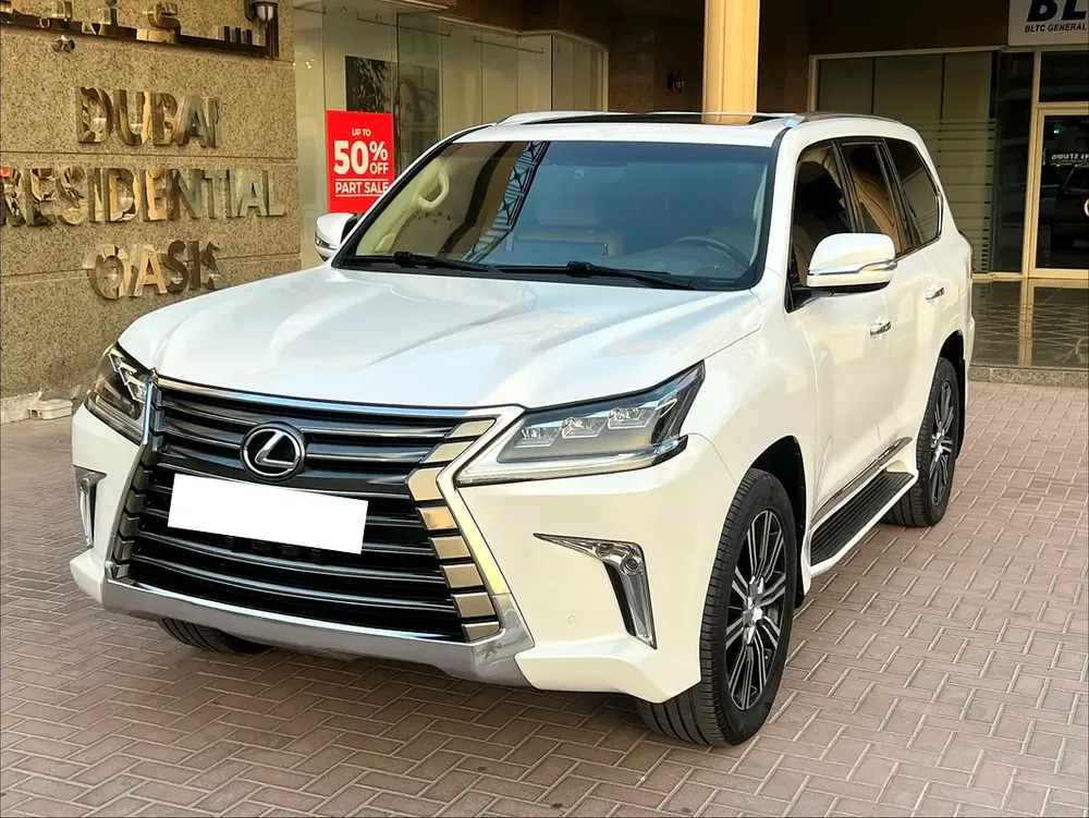 Lexus LX 570 Platinum 2020 | GCC Specs | Pristine Condition - Image 15