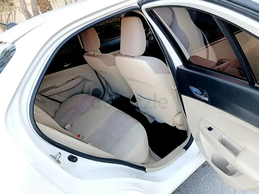 Suzuki Dzier GLX Top 2022 Model No1 Option Push Start Fully Automatic GCC Family used Sale - Image 5
