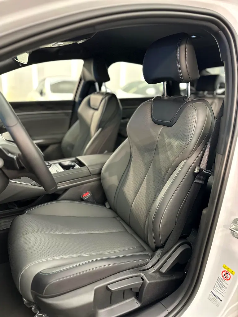 BYD Qin L DM-i 80km 2025  EVS warranty - Image 11