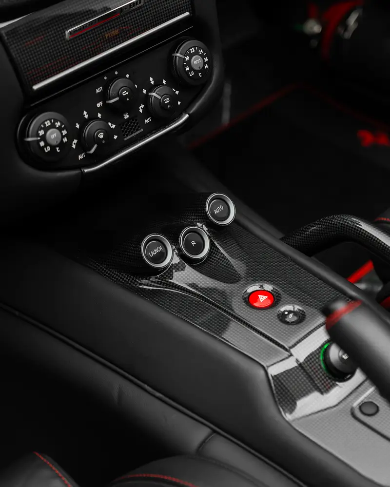 2011 Ferrari 599 SA Aperta | GCC | 1 of 80 - Image 18