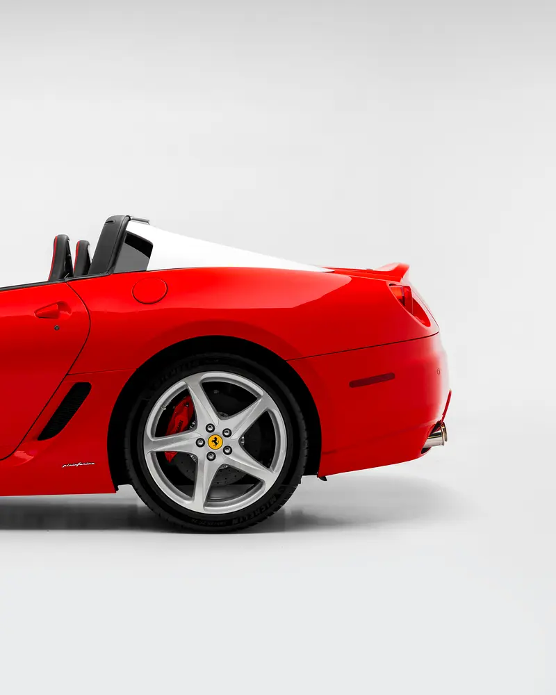 2011 Ferrari 599 SA Aperta | GCC | 1 of 80 - Image 5