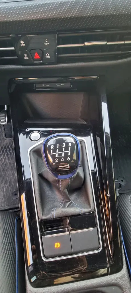 Golf R Manual Excellent Condition - Image 10