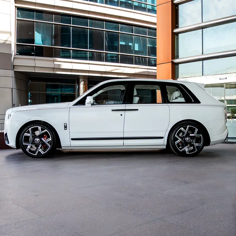 2025  ROLLS ROYCE CULLINAN BLACK BADGE ( BRAND NEW ) - Image 5