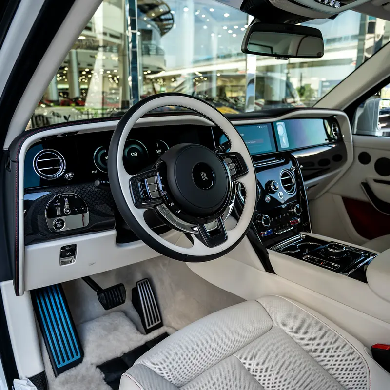 2025  ROLLS ROYCE CULLINAN BLACK BADGE ( BRAND NEW ) - Image 7
