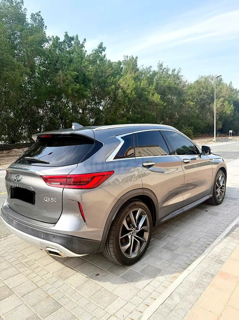 2020 Infiniti QX50 Luxe Style | GCC Specs | Pristine Condition - Image 4
