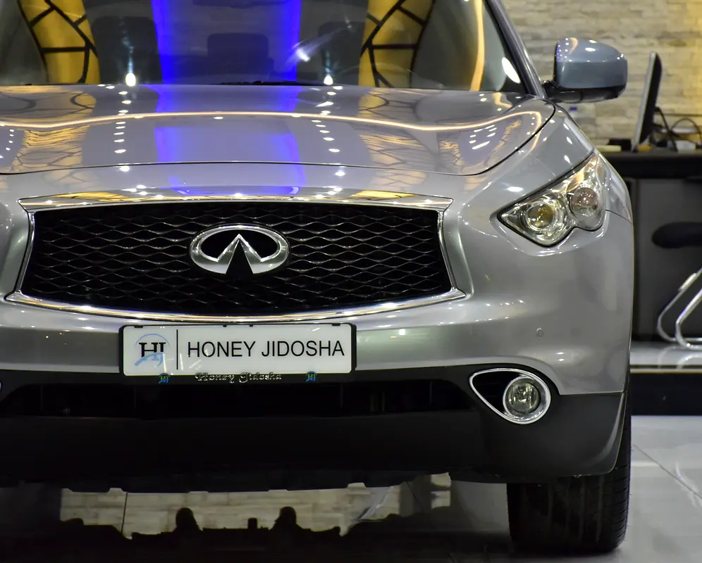AED 1,170 EMi at 0% DP | Infiniti QX70 ( 2020 Model ) in Silver Color GCC Specs - Image 4