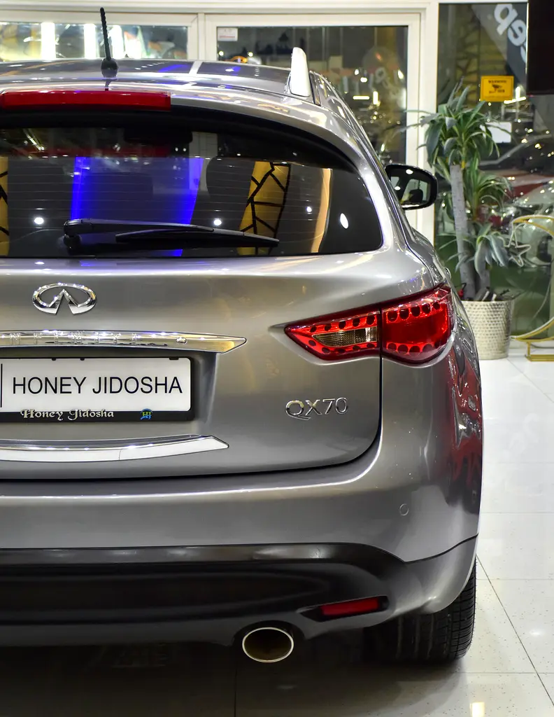 AED 1,170 EMi at 0% DP | Infiniti QX70 ( 2020 Model ) in Silver Color GCC Specs - Image 9