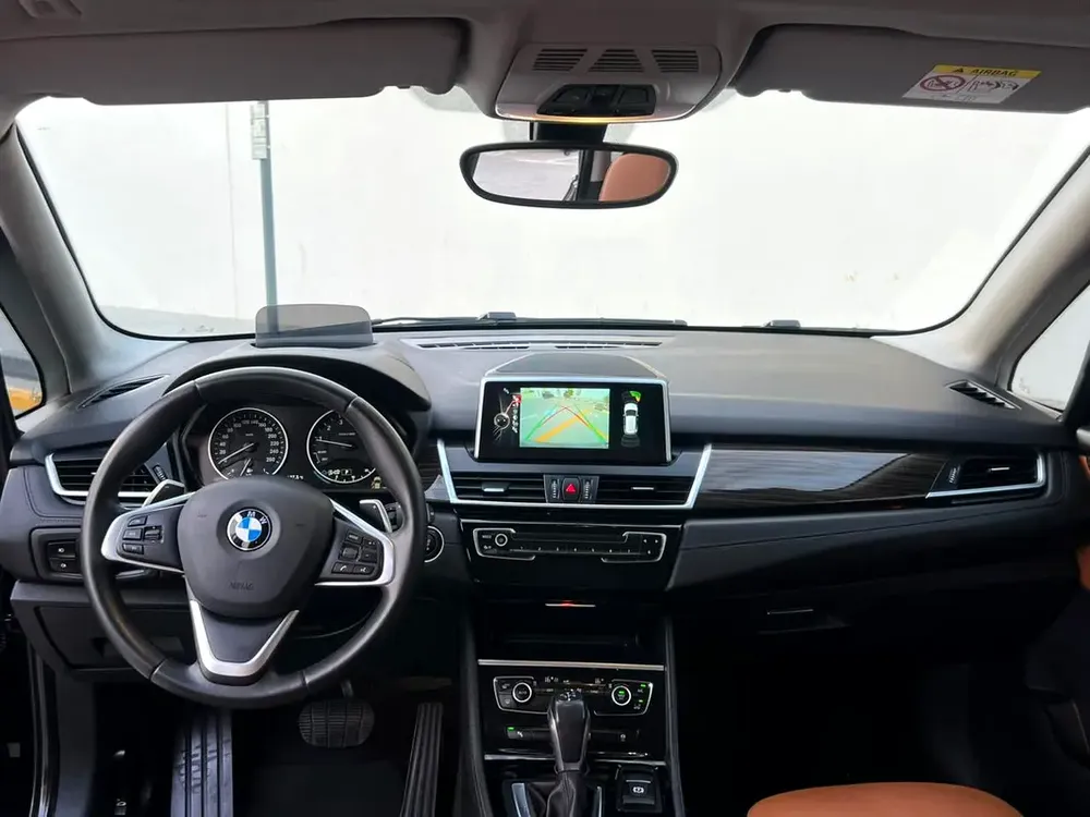 GCC 2015 BMW 225i 2.0L  | FULL OPTION | Twin Power Turbo | Excellent Condition - Image 13
