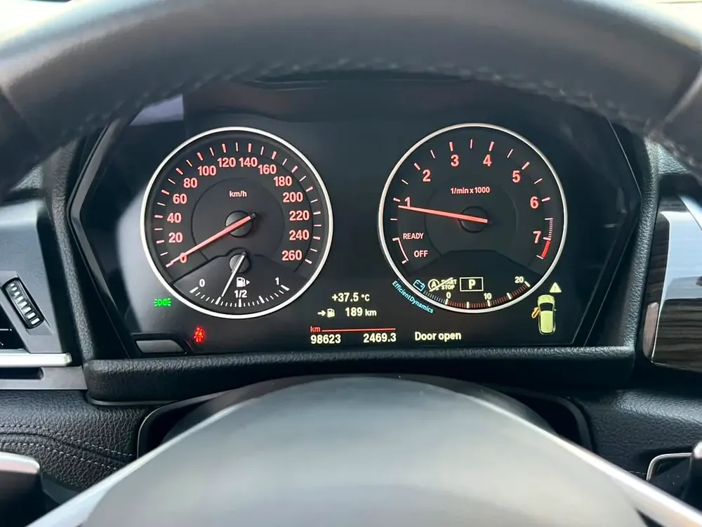 GCC 2015 BMW 225i 2.0L  | FULL OPTION | Twin Power Turbo | Excellent Condition - Image 16
