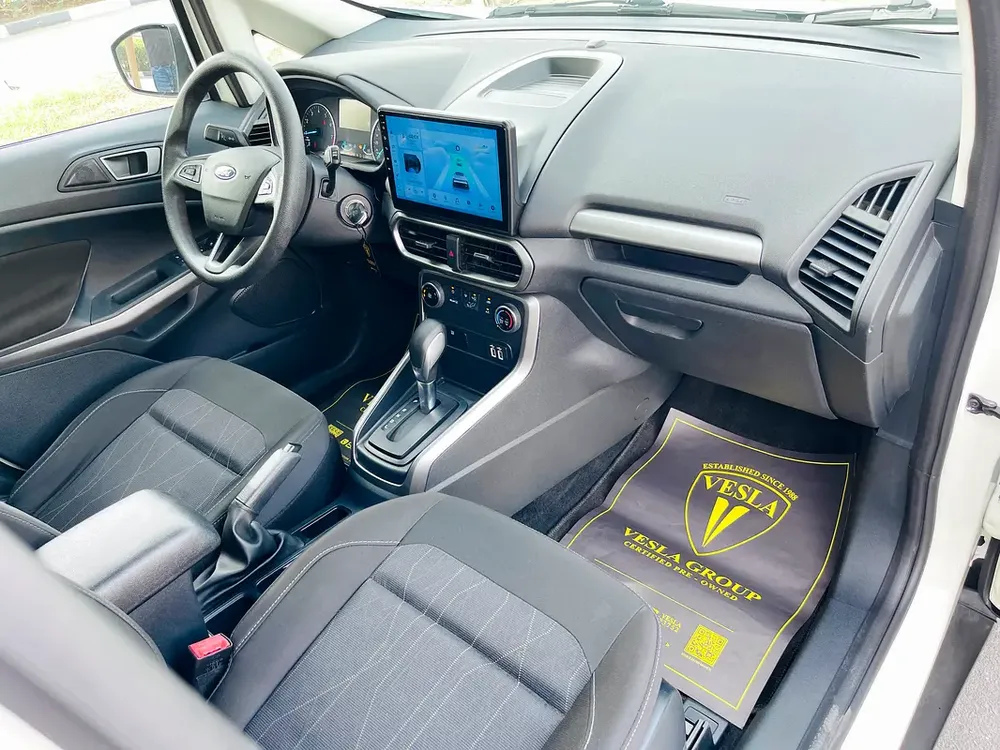 UNLIMITED MILEAGE WARRANTY / TREND + NAVIGATION + CAMERA + ALLOY WHEELS + CAR PLAY /IN HOUSE FINANCE - Image 14