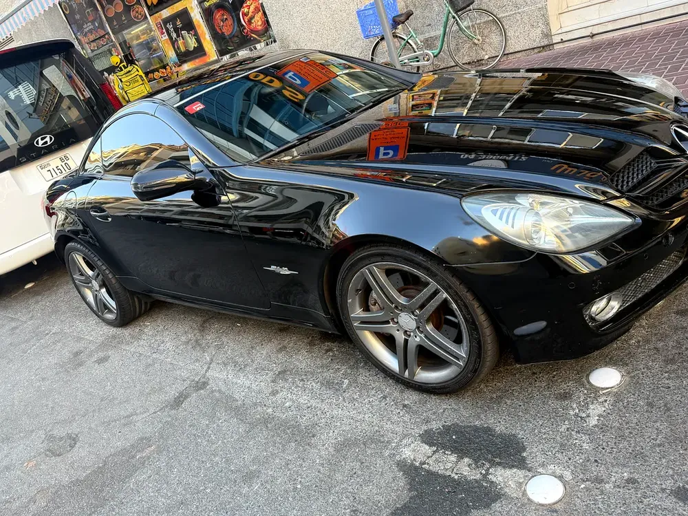 2010 Mercedes-Benz SLK 350 | GCC Specs | Low Mileage - Image 4