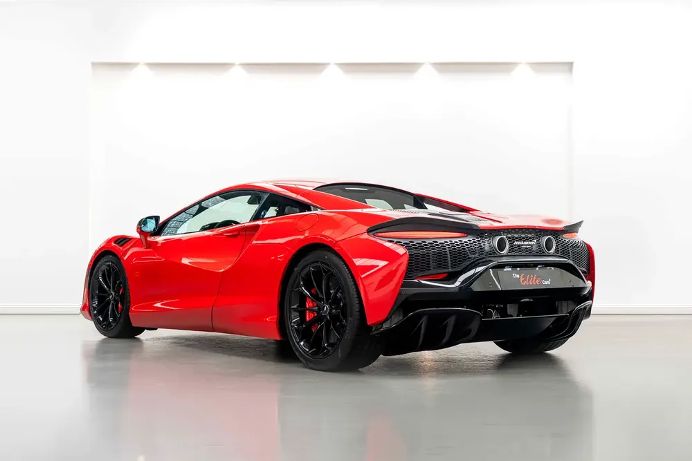 2024 MCLAREN ARTURA / GCC /  WARRANTY & SERVICE CONTRACT AVAILABLE - Image 4