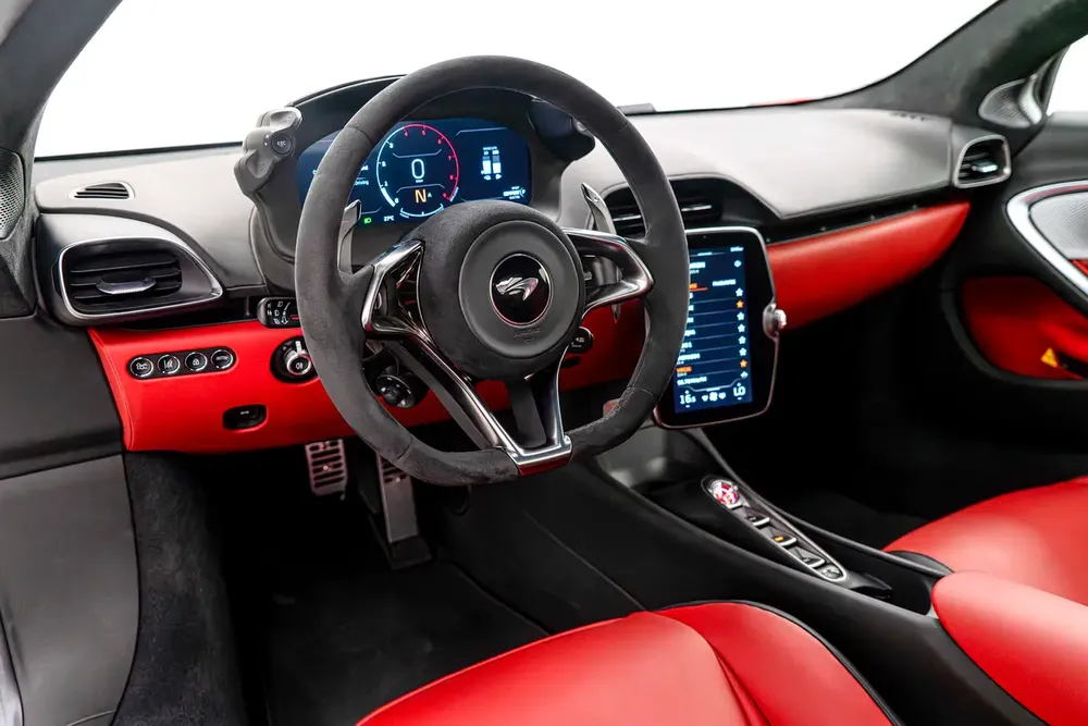 2024 MCLAREN ARTURA / GCC /  WARRANTY & SERVICE CONTRACT AVAILABLE - Image 8