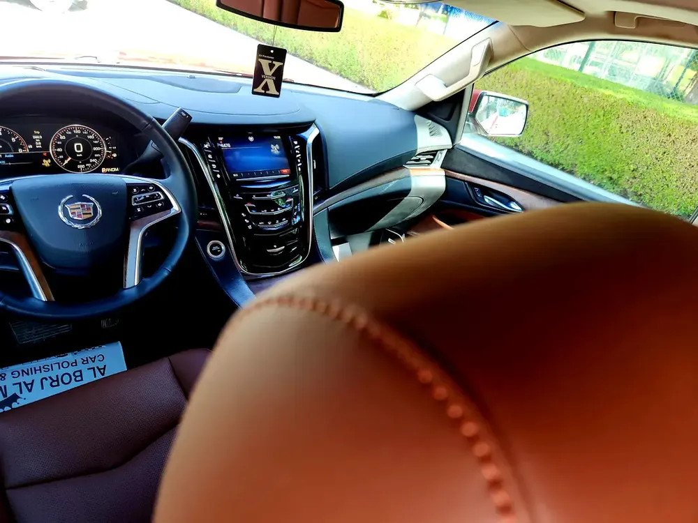 2015 Cadillac Escalade Platinum Luxury | GCC Specs | Top Condition - Image 10