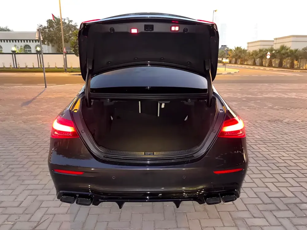Mercedes-Benz E-Class E 350 2022 - Canadian Specs - GCC Ready! - Image 15