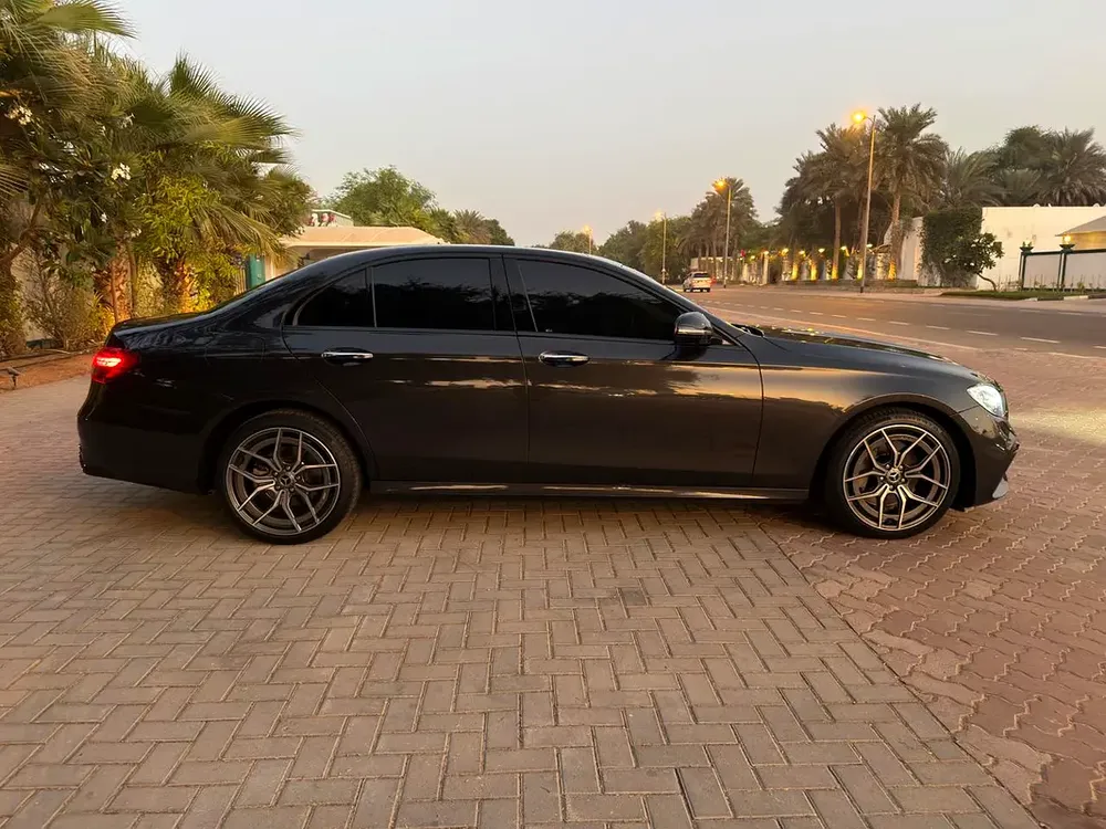 Mercedes-Benz E-Class E 350 2022 - Canadian Specs - GCC Ready! - Image 8