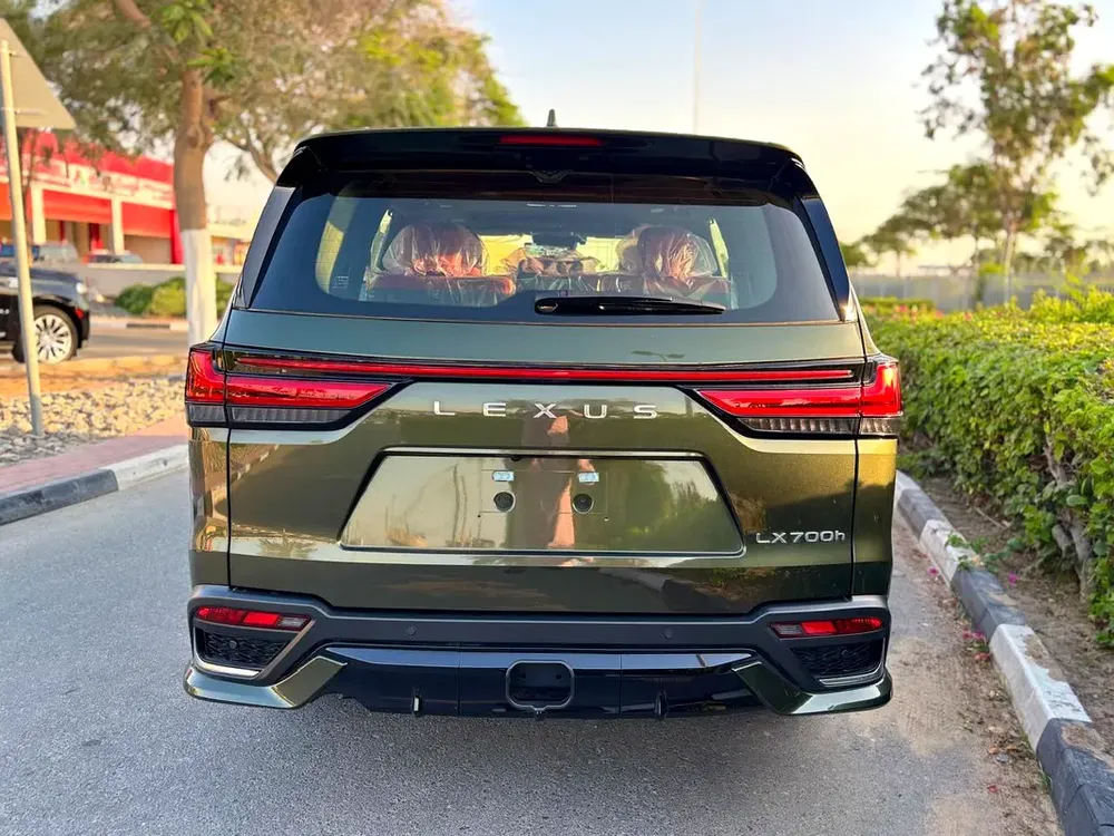 Lexus LX 700h F-Sport 2025 | GCC Specs | Brand New Luxury Hybrid - Image 5