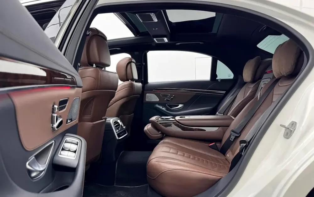 2015 Mercedes-Benz S500L AMG, Service History, Excellent Condition, GCC - Image 13