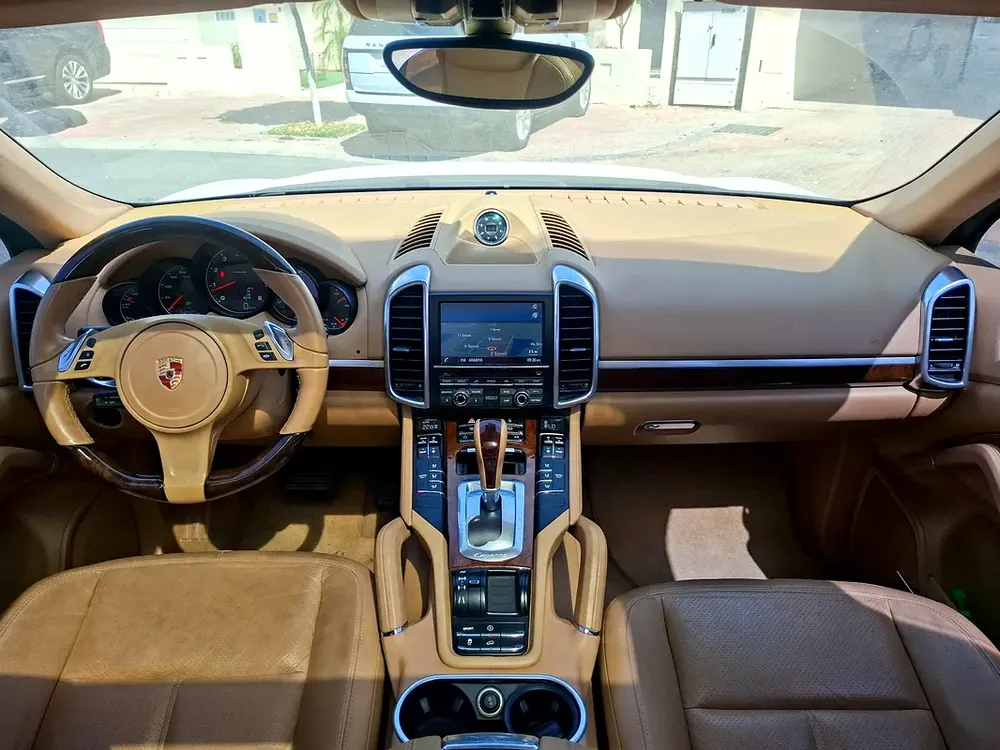 Inspected Car | 2013 Porsche Cayenne  | GCC Specs | Ref#454855 - Image 9