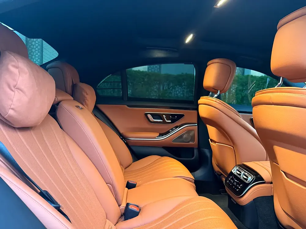 Mercedes Benz S400d AMG 4matic Under Warranty Till 2028 - Image 11
