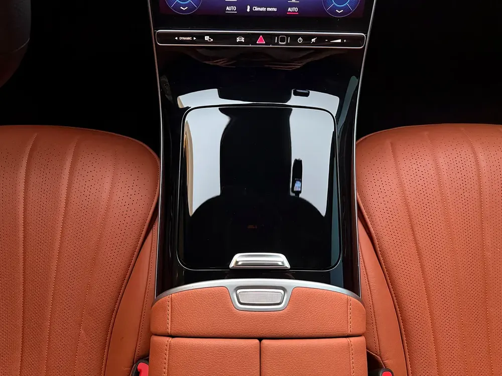 Mercedes Benz S400d AMG 4matic Under Warranty Till 2028 - Image 16