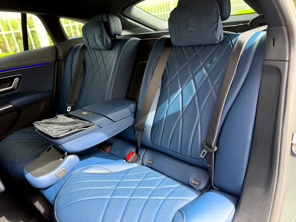 Mercedes-Benz EQS 580 4MATIC 2024 Under Mercedes Warranty (GCC – Full Option – Ultra Premium Spec) - Image 18