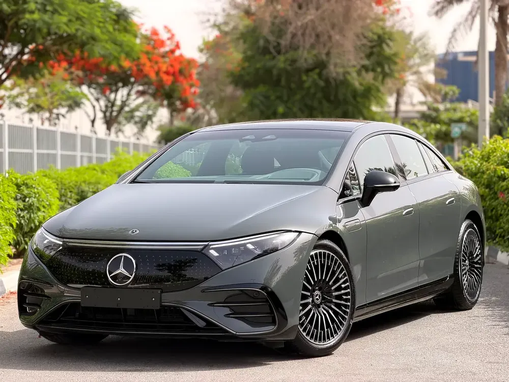 Mercedes-Benz EQS 580 4MATIC 2024 Under Mercedes Warranty (GCC – Full Option – Ultra Premium Spec) - Image 5