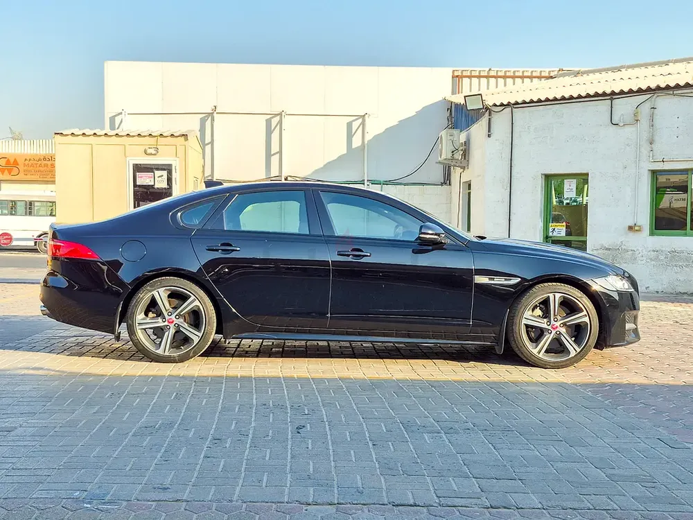 AED 836/month | 2018 Jaguar XF R-Sport | GCC Specs | Ref#366122 - Image 4
