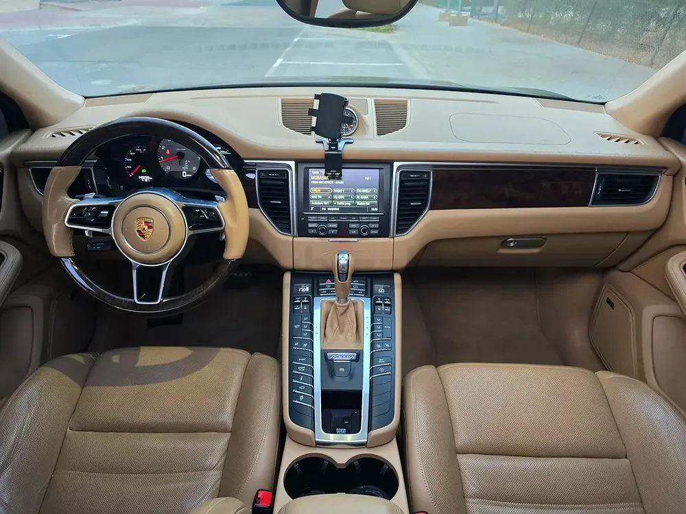Porsche Macan S 2015 GCC - Image 10