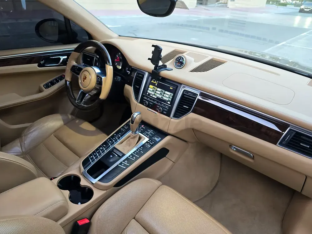 Porsche Macan S 2015 GCC - Image 14