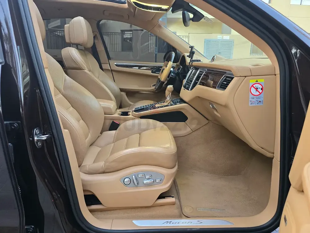 Porsche Macan S 2015 GCC - Image 15