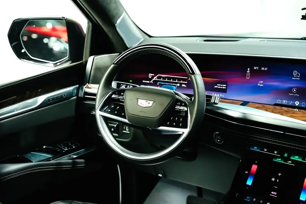 2025 Cadillac Escalade Sport Platinum | GCC Specs | Brand New - Image 16