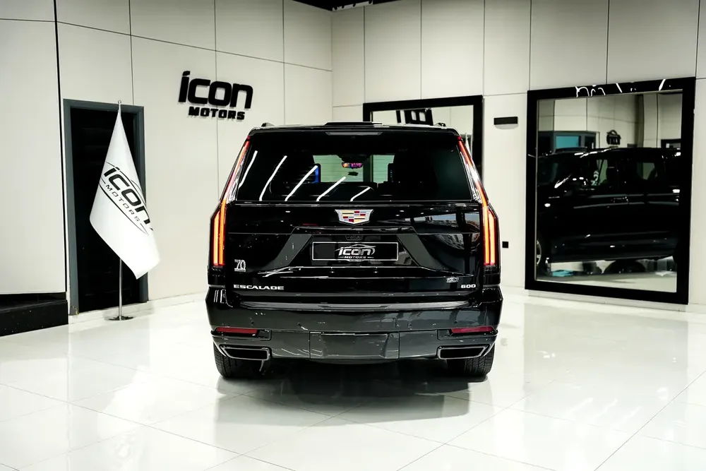 2025 Cadillac Escalade Sport Platinum | GCC Specs | Brand New - Image 17