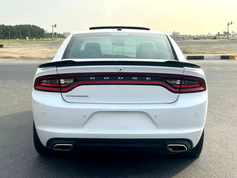 2022 DODGE CHARGER SXT | 1,300 AED/MONTH | FULL OPTION WITH SUNROOF | PERFECT CONDITION - Image 5