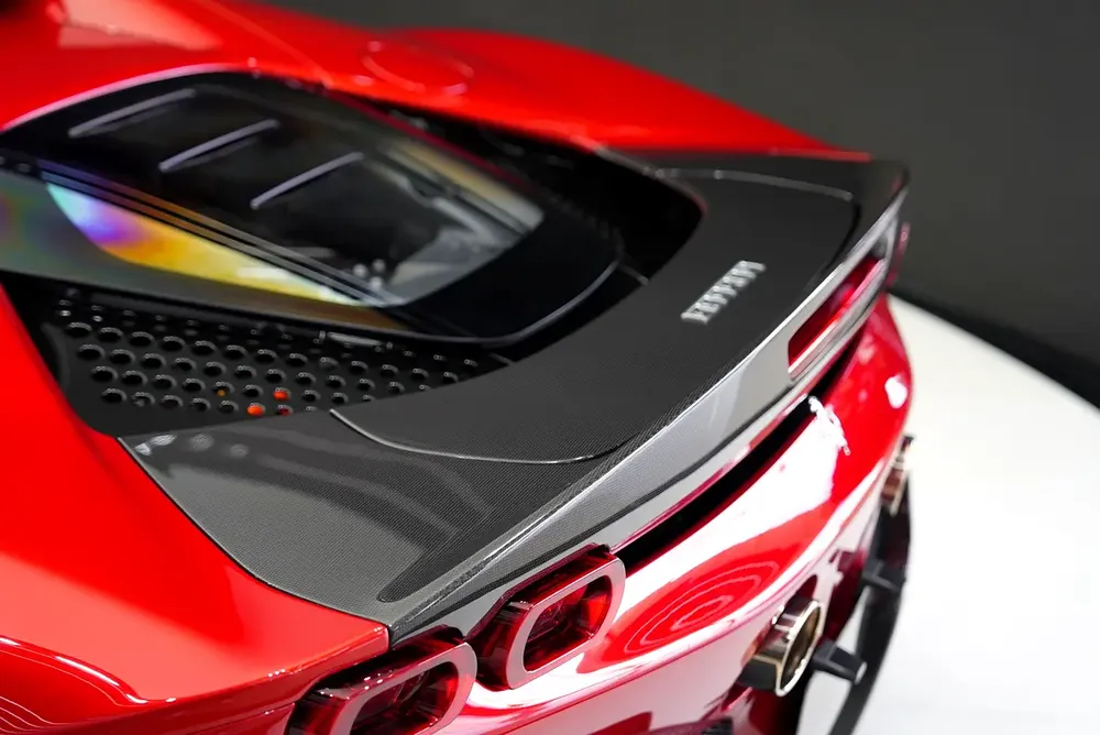 SF90 STRADALE | ASSETTO FIORANO | CARBON INTERIOR | CARBON EXTERIOR | SERVICE CONTRACT DEC 2028 - Image 7