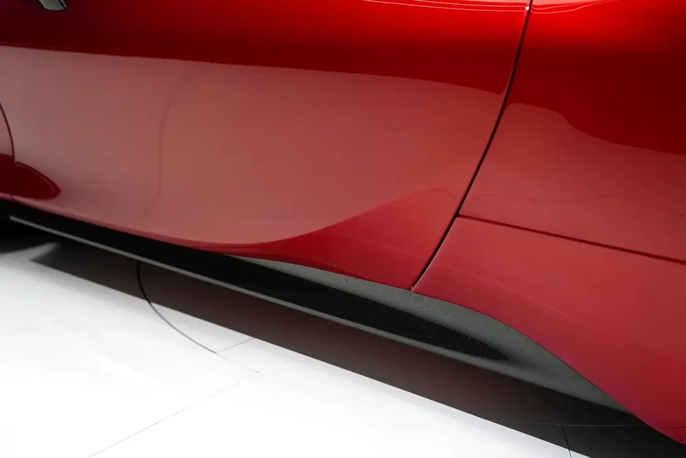 SF90 STRADALE | ASSETTO FIORANO | CARBON INTERIOR | CARBON EXTERIOR | SERVICE CONTRACT DEC 2028 - Image 9