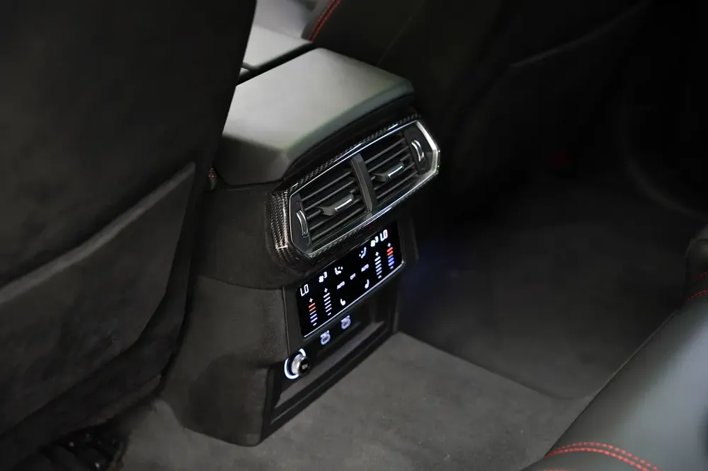 2024 Lamborghini Urus Performante | Japanes Specs | Pristine Condition - Image 20