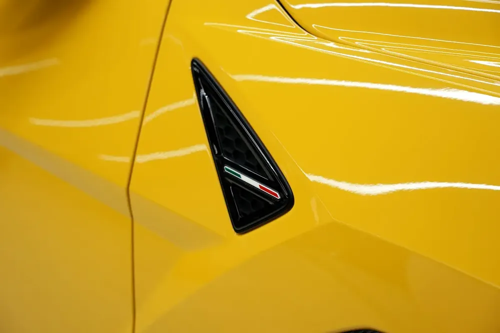 2024 Lamborghini Urus Performante | Japanes Specs | Pristine Condition - Image 9