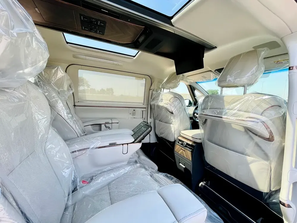 2025 Lexus LM350 – Rare Pearl White Exterior | White Leather Interior | 7-Seater Top Option - Image 10