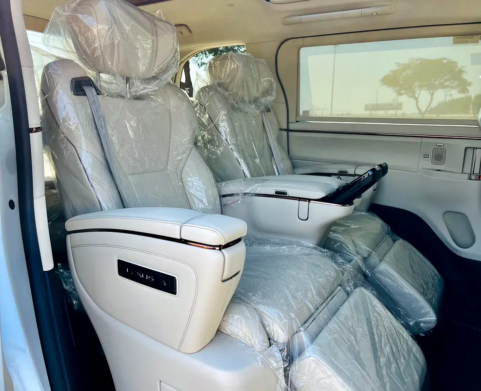 2025 Lexus LM350 – Rare Pearl White Exterior | White Leather Interior | 7-Seater Top Option - Image 9