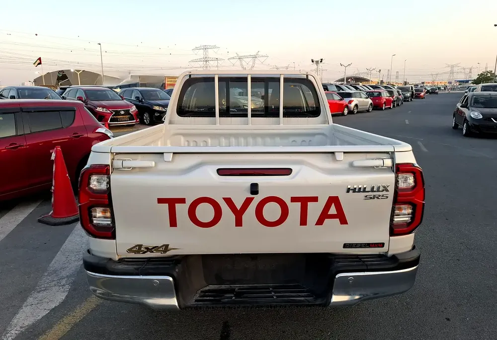 Toyota Hilux SR5 2.4L 2026 Brand New - Export Only - Jordan Spec - Image 4