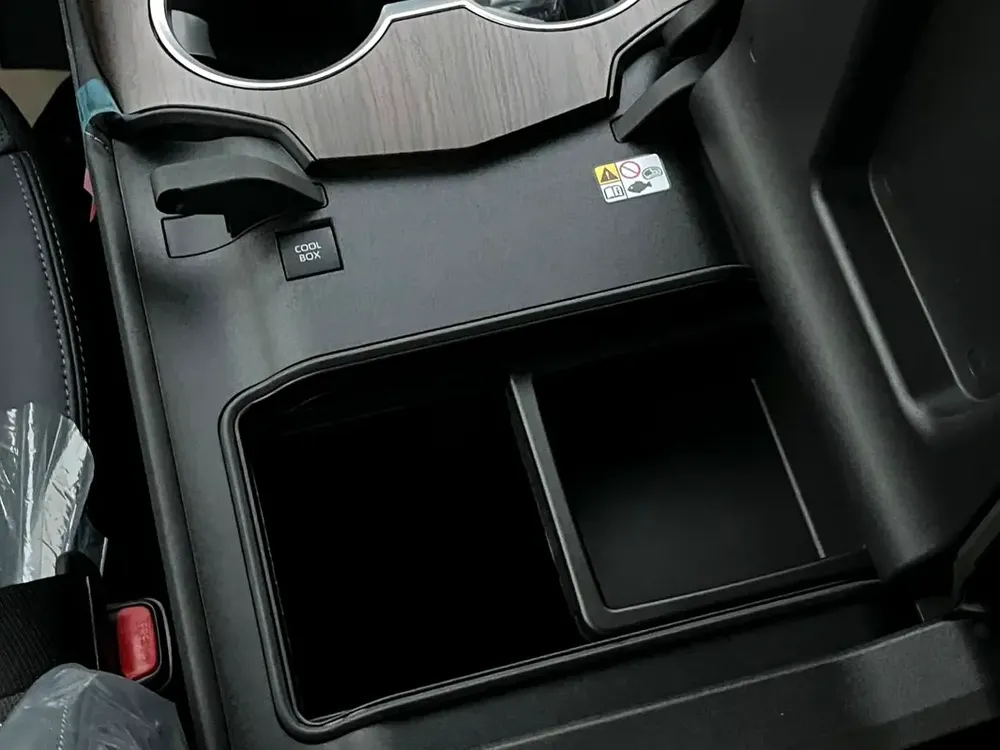 Toyota Land Cruiser VX 2026 | 4.0L | Full Option JBL & Radar & Memory Seats - Image 12