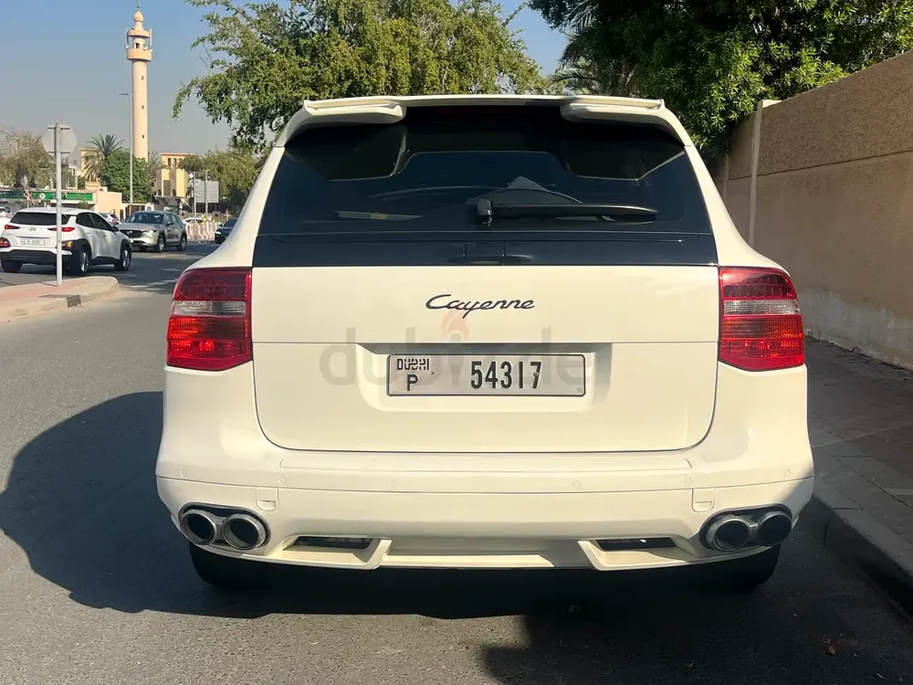 2009 Porsche Cayenne - GCC Specs - Well Maintained - Image 7