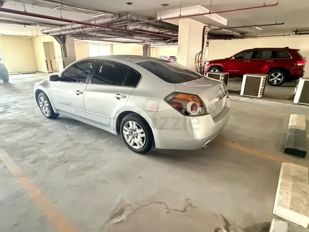 2012 NISSAN ALTIMA GCC SPECS RTA PASS IN VERY GOOD CONDITION - Image 6
